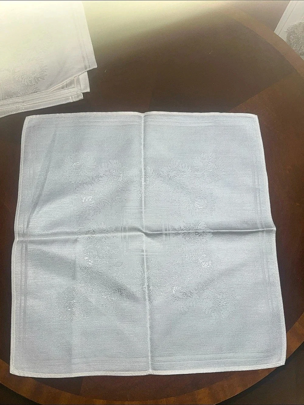 N/A white table